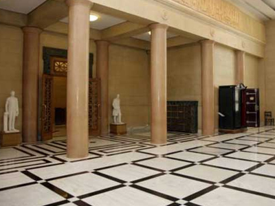 Οι έρωτες της Νέας Δημοκρατίας